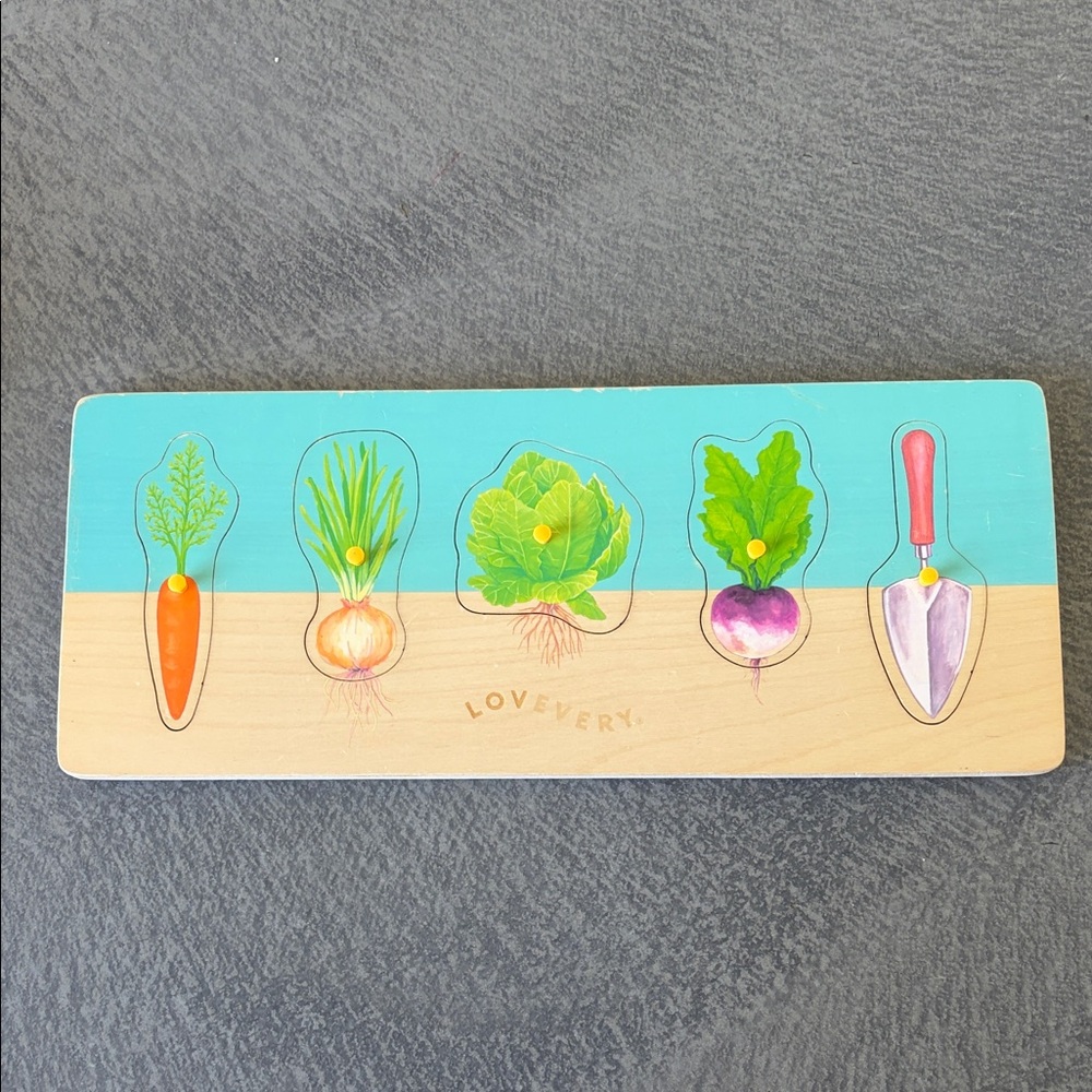 Lovevery Wooden Puzzle with Vegetables